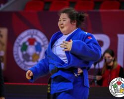 <strong>シウ・シヤン(中国)<br>
XU Shiyan</strong><br>
25歳 1997/3/15<br>
WR:11位 組み手:右組み<br>
得意技:右内股、右払腰<br>
使用技:右払巻込、右浮腰、右釣腰、右大内刈、谷落<br>
<i class="fas fa-external-link-alt"></i> <u>続きを読む</u> シウ・シヤン(中国) XU Shiyan