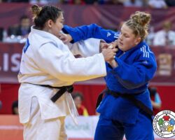 <strong>マリト・カンプス(オランダ)<br>
KAMPS Marit</strong><br>
21歳 2001/3/4<br>
WR:10位 組み手:右組み<br>
得意技:右体落、右大内刈<br>
使用技:右内股、隅落<br>
<i class="fas fa-external-link-alt"></i> <u>続きを読む</u> マリト・カンプス(オランダ) KAMPS Marit