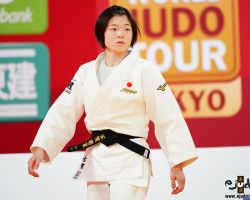 <strong>古賀若菜(山梨学院大4年)<br>
KOGA Wakana</strong><br>
21歳 2001/6/28<br>
WR:8位 組み手:左組み<br>
得意技:左大内刈、左体落、左大外落、寝技<br>
使用技:左大外刈、左小内刈、左小外刈、左背負投、右一本背負投<br>
寝技得意技術:片手絞(ボーアンドアローチョーク)<br>
<i class="fas fa-external-link-alt"></i> <u>続きを読む</u> 古賀若菜(山梨学院大4年) KOGA Wakana
