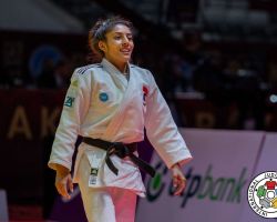 <strong>シリーヌ・ブクリ(フランス)<br>
BOUKLI Shirine</strong><br>
24歳 1999/1/24<br>
WR:1位 組み手:右組み<br>
得意技:右大腰、右釣腰、隅返<br>
使用技:右釣込腰、右足車、右内股、右大外刈、右小外刈、左小外刈、支釣込足(釣り手側)、浮技<br>
寝技得意技術:「ネクタイチョーク」、「シバロック」<br>
<i class="fas fa-external-link-alt"></i> <u>続きを読む</u> シリーヌ・ブクリ(フランス) BOUKLI Shirine