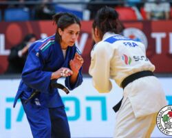 <strong>フランチェスカ・ミラニ(イタリア)<br>
MILANI Francesca</strong><br>
29歳 1993/9/25<br>
WR:12位 組み手:右組み<br>
得意技:右大外刈、右体落、寝技<br>
使用技:右大内刈、右内股、右大外巻込<br>
寝技得意技術:「横三角」<br>
<i class="fas fa-external-link-alt"></i> <u>続きを読む</u> フランチェスカ・ミラニ(イタリア) MILANI Francesca