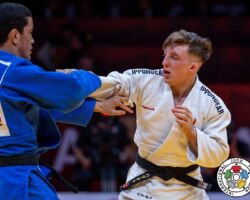 <strong>ヨーレ・フェルストラーテン(ベルギー)<br>
VERSTRAETEN Jorre</strong><br>
25歳 1997/12/4<br>
WR:7位 組み手:右組み<br>
得意技:寝技、右小外刈、右大内刈、右内股、肩車、横落<br>
使用技:右釣込腰、谷落、左一本背負投、支釣込足(釣り手側)、巴投、隅返<br>
寝技得意技術:ローリング、袖車絞、肩固<br>
<i class="fas fa-external-link-alt"></i> <u>続きを読む</u> ヨーレ・フェルストラーテン(ベルギー) VERSTRAETEN Jorre