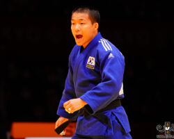 <strong>ジョン・スンビョン(韓国)<br>
JEON Seungbeom</strong><br>
25歳 1998/3/24<br>
WR:19位 組み手:左組み<br>
得意技:肩車、右小内刈、右小内巻込、左袖釣込腰<br>
使用技:左背負投、右一本背負投、左一本背負投、左小内刈、左小外刈<br>
<i class="fas fa-external-link-alt"></i> <u>続きを読む</u> ジョン・スンビョン(韓国) JEON Seungbeom