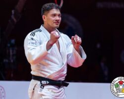 <strong>カヨル・レイズ(カナダ)<br>
REYES Kyle</strong><br>
29歳 1993/10/10<br>
WR:5位 組み手:左組み<br>
得意技:左内股、左大内刈<br>
使用技:左大外刈、左小内刈、左小外刈、左背負投<br>
<i class="fas fa-external-link-alt"></i> <u>続きを読む</u> カヨル・レイズ(カナダ) REYES Kyle