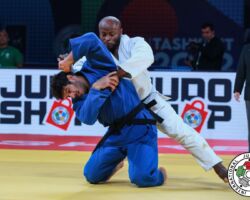 <strong>アスレイ・ゴンザレス(ルーマニア)<br>
GONZALEZ Asley</strong><br>
33歳 1989/9/5<br>
WR:25位 組み手:右組み<br>
得意技:右背負投、右体落、右大外刈、右大外落<br>
使用技:右一本背負投、左袖釣込腰、右大内刈、右小外刈、右出足払、右足車、右体落<br>
<i class="fas fa-external-link-alt"></i> <u>続きを読む</u> アスレイ・ゴンザレス(ルーマニア) GONZALEZ Asley