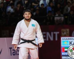 <strong>ヌルリハン・シャルハン(カザフスタン)<br>
SHARKHAN Nurlykhan</strong><br>
23歳 2000/4/18<br>
WR:24位 組み手:左組み<br>
得意技:右一本背負投、左背負投、左袖釣込腰<br>
使用技:肩車、右体落、引込返<br>
<i class="fas fa-external-link-alt"></i> <u>続きを読む</u> ヌルリハン・シャルハン(カザフスタン) SHARKHAN Nurlykhan