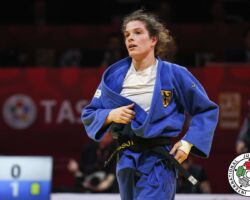 <strong>マシャ・バルハウス(ドイツ)<br>
BALLHAUS Mascha</strong><br>
22歳 2000/7/27<br>
WR:12位 組み手:右組み<br>
得意技:右大外刈、右内股、右大内刈<br>
使用技:右払腰、右小内刈、右小外掛、谷落<br>
<i class="fas fa-external-link-alt"></i> <u>続きを読む</u> マシャ・バルハウス(ドイツ) BALLHAUS Mascha