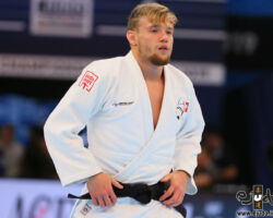 <strong>ニルス・ストンプ(スイス)<br>
STUMP Nils</strong><br>
26歳 1997/4/12<br>
WR:9位 組み手:右組み<br>
得意技:右大外刈、右大内刈、膝車(釣り手側)、支釣込足(釣り手側)<br>
使用技:右内股、右小外掛、右小外刈、右小内刈、右体落、左出足払、大内返、隅返、引込返、隅落<br>
<i class="fas fa-external-link-alt"></i> <u>続きを読む</u> ニルス・ストンプ(スイス) STUMP Nils