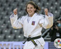 <strong>レナタ・ザコワ(チェコ)<br>
ZACHOVA Renata</strong><br>
22歳 2000/5/31<br>
WR:20位 組み手:右組み<br>
得意技:右袖釣込腰、裏投<br>
使用技:右小外掛、左小外掛、右小内刈、右大外刈、右一本背負投<br>
<i class="fas fa-external-link-alt"></i> <u>続きを読む</u> レナタ・ザコワ(チェコ) ZACHOVA Renata