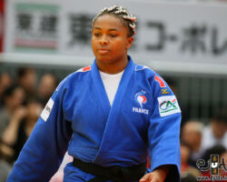 <strong>ホマーヌ・ディッコ(フランス)<br>
DICKO Romane</strong><br>
23歳 1999/9/30<br>
WR:1位 組み手:右組み<br>
得意技:右払腰、右小内刈<br>
使用技:右払巻込、右大外刈、右大外巻込、支釣込足(釣り手側)、浮落、隅落<br>
<i class="fas fa-external-link-alt"></i> <u>続きを読む</u> ホマーヌ・ディッコ(フランス) DICKO Romane