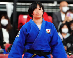 <strong>濵田尚里(自衛隊体育学校)<br>
HAMADA Shori</strong><br>
32歳 1990/9/25<br>
WR:10位 組み手:右組み<br>
得意技:寝技、右内股<br>
使用技:右大内刈、巴投、右出足払、右小外刈、引込返、谷落、右背負投<br>
寝技得意技術:腕緘、「腕緘返し」、「柏崎返し」、「引込返し」<br>
<i class="fas fa-external-link-alt"></i> <u>続きを読む</u> 濵田尚里(自衛隊体育学校) HAMADA Shori