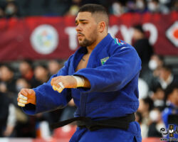 <strong>ジェナーロ・ピレッリ(イタリア)<br>
PIRELLI Gennaro</strong><br>
階級:100kg級 WR:17位<br>
23歳 2000/8/21<br>
組み手:右組み<br>
<br>
得意技:右一本背負投、右袖釣込腰、右背負投<br>
使用技:右外巻込、右小内巻込、右釣込腰(変則)、左大外刈、左大外落<br>
<i class="fas fa-external-link-alt"></i> <u>続きを読む</u> ジェナーロ・ピレッリ(イタリア) PIRELLI Gennaro