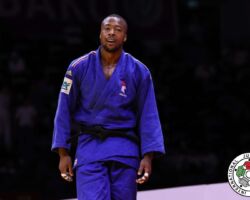 <strong>オーレリアン・ディエス(フランス)<br>
DIESSE Aurelien</strong><br>
階級:100kg級 WR:50位<br>
26歳 1997/10/16<br>
組み手:右組み<br>
<br>
得意技:右大外刈、右大外巻込、右大内刈、引込返<br>
使用技:右内股、左内股(やぐら投げ)、右払腰、右払巻込、右体落、右小外掛、右小内刈、寝技<br>
寝技得意技術:腕挫十字固、「横三角」、「横返し」<br>
<i class="fas fa-external-link-alt"></i> <u>続きを読む</u> オーレリアン・ディエス(フランス) DIESSE Aurelien