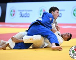 <strong>ミシェル・アウグスト(ブラジル)<br>
AUGUSTO Michel</strong><br>
階級:60kg級 WR:25位<br>
19歳 2004/11/9<br>
組み手:左組み<br>
<br>
得意技:左大内刈<br>
使用技:巴投、左袖釣込腰、右袖釣込腰、左背負投、肩車、左小内刈、左小内巻込、左一本背負投、左小外刈、左内股、引込返<br>
<i class="fas fa-external-link-alt"></i> <u>続きを読む</u> ミシェル・アウグスト(ブラジル) AUGUSTO Michel