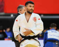 <strong>ヴァジャ・マルグヴェラシヴィリ(ジョージア)<br>
MARGVELASHVILI Vazha</strong><br>
階級:66kg級 WR:2位<br>
30歳 1993/10/3<br>
組み手:左組み<br>
<br>
得意技:左内股、左外巻込、左小外掛、浮落、隅落<br>
使用技:左釣込腰、左釣腰、左払腰、左大外刈、左大内刈、左小内刈、左内股(やぐら投げ)、巴投、隅返、浮技、裏投、右内股、右内股(やぐら投げ)、右外巻込、右体落、右浮腰、支釣込足(釣り手側)、膝車(釣り手側)、左出足払<br>
<i class="fas fa-external-link-alt"></i> <u>続きを読む</u> ヴァジャ・マルグヴェラシヴィリ(ジョージア) MARGVELASHVILI Vazha