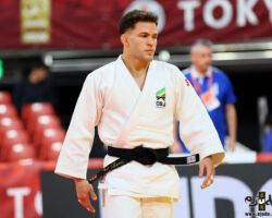 <strong>ウィリアン・リマ(ブラジル)<br>
LIMA Willian</strong><br>
階級:66kg級 WR:8位<br>
24歳 2000/1/31<br>
組み手:両組み<br>
<br>
得意技:右背負投、左背負投、肩車、右内巻込<br>
使用技:右一本背負投、右大内刈、左大内刈、右大外刈、左大外刈、右釣腰、左釣腰、右内股(やぐら投げ)、左内股(やぐら投げ)、巴投<br>
<i class="fas fa-external-link-alt"></i> <u>続きを読む</u> ウィリアン・リマ(ブラジル) LIMA Willian