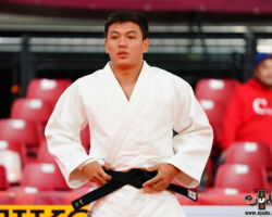 <strong>クバニチュベク・アイベク=ウール(キルギス)<br>
AIBEK UULU Kubanychbek</strong><br>
階級:66kg級 WR:33位<br>
23歳 2000/10/28<br>
組み手:両組み<br>
<br>
得意技:右袖釣込腰、左背負投、右小外掛<br>
使用技:右背負投、左一本背負投、右一本背負投、右小内刈、右小内巻込、右体落、左小外刈、左出足払、右内股、右大内刈、右大腰、右釣腰、右釣込腰、巴投、隅返、引込返、浮落、浮落(アゼルバイジャン式浮落)、隅落<br>
<i class="fas fa-external-link-alt"></i> <u>続きを読む</u> クバニチュベク・アイベク=ウール(キルギス) AIBEK UULU Kubanychbek