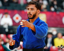 <strong>アブデラフマネ・ブシタ(モロッコ)<br>
BOUSHITA Abderrahmane</strong><br>
階級:66kg級 WR:28位<br>
26歳 1997/9/5<br>
組み手:右組み<br>
<br>
得意技:左背負投、右背負投、右袖釣込腰、肩車、隅返、引込返<br>
使用技:右大外刈、右大外落、右大外刈(一本大外)、右体落、右大内刈、右小内刈、支釣込足(釣り手側)、裏投、左内股(やぐら投げ)、隅落、浮落、巴投<br>
<i class="fas fa-external-link-alt"></i> <u>続きを読む</u> アブデラフマネ・ブシタ(モロッコ) BOUSHITA Abderrahmane