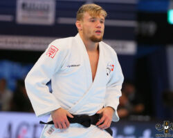 <strong>ニルス・ストンプ(スイス)<br>
STUMP Nils</strong><br>
階級:73kg級 WR:3位<br>
27歳 1997/4/12<br>
組み手:右組み<br>
<br>
得意技:膝車(釣り手側)、支釣込足(釣り手側)、浮落、隅落、右大外刈、右小外掛<br>
使用技:右内股、右大内刈、右払腰、右払巻込、右小外刈、右小内刈、右体落、左出足払、左小外刈、大内返、隅返、引込返、帯取返<br>
<i class="fas fa-external-link-alt"></i> <u>続きを読む</u> ニルス・ストンプ(スイス) STUMP Nils