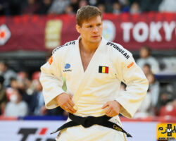 <strong>マティアス・カッス(ベルギー)<br>
CASSE Matthias</strong><br>
階級:81kg級 WR:1位<br>
27歳 1997/2/19<br>
組み手:両組み<br>
<br>
得意技:左一本背負投、右一本背負投、移腰、寝技<br>
使用技:左背負投、右背負投、左袖釣込腰、右小内巻込、巴投、隅返、抱分、谷落、右釣腰、膝車(釣り手側)、横車、横掛、浮落(アゼルバイジャン式)<br>
寝技得意技術:腕挫十字固、「ボーアンドアローチョーク」、「腕緘返し」<br>
<i class="fas fa-external-link-alt"></i> <u>続きを読む</u> マティアス・カッス(ベルギー) CASSE Matthias