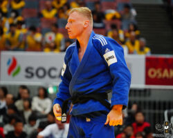 <strong>フランク・デヴィト(オランダ)<br>
DE WIT Frank</strong><br>
階級:81kg級 WR:16位<br>
28歳 1996/2/13<br>
組み手:右組み<br>
<br>
得意技:帯取返、右小外掛、右大内刈、右大外刈、右大外落、巴投<br>
使用技:右小内刈(岡田式)、右小内刈、右袖釣込腰、右釣込腰、右釣腰、右内股、右払腰、右大腰、右小内巻込、隅返、引込返、隅落、谷落<br>
寝技得意技術:「横三角」、「横返し」<br>
<i class="fas fa-external-link-alt"></i> <u>続きを読む</u> フランク・デヴィト(オランダ) DE WIT Frank