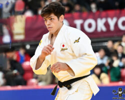 <strong>村尾三四郎(JESグループ)<br>
MURAO Sanshiro</strong><br>
階級:90kg級 WR:3位<br>
23歳 2000/8/28<br>
組み手:左組み<br>
<br>
得意技:左大外刈、左大内刈、左内股、左足車<br>
使用技:左小内刈、左小外刈、左小外掛、左出足払、左体落、谷落、支釣込足(釣り手側)、隅落<br>
寝技得意技術:「横三角」、「腰絞め」
<i class="fas fa-external-link-alt"></i> <u>続きを読む</u> 村尾三四郎(JESグループ) MURAO Sanshiro