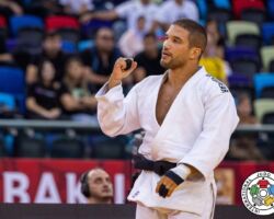 <strong>トート ・クリスティアン(ハンガリー)<br>
TOTH Krisztian</strong><br>
階級:90kg級 WR:5位<br>
30歳 1994/5/1<br>
組み手:右組み<br>
<br>
得意技:右背負投、左内股(やぐら投げ)、右内股(やぐら投げ)、右小外刈<br>
使用技:左袖釣込腰、左一本背負投、裏投、右大内刈、右小内刈、右大外刈、右内股、左釣腰、内股すかし、支釣込足(釣り手側)、膝車(釣り手側)、左出足払、谷落、隅落<br>
<i class="fas fa-external-link-alt"></i> <u>続きを読む</u> トート ・クリスティアン(ハンガリー) TOTH Krisztian