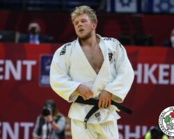 <strong>クレン=クリストフェル・カリウライド(エストニア)<br>
KALJULAID Klen Kristofer</strong><br>
階級:90kg級 WR:25位<br>
29歳 1995/3/25<br>
組み手:左組み<br>
<br>
得意技:左払巻込、左外巻込、左大外巻込、左大内刈、引込返、隅返<br>
使用技:帯取返、左小外掛、左払腰、左釣腰、左釣込腰、左大外刈、左小内刈、隅落<br>
寝技得意技術:「腹包み」、「秋本返し」、「横三角」<br>
<i class="fas fa-external-link-alt"></i> <u>続きを読む</u> クレン=クリストフェル・カリウライド(エストニア) KALJULAID Klen Kristofer