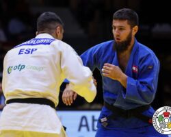 <strong>カラムノブ・サガイポフ(レバノン)<br>
SAGAIPOV Caramnob</strong><br>
階級:90kg級 WR:31位<br>
27歳 1997/1/1<br>
組み手:右組み<br>
<br>
得意技:右内股、右内股巻込、右釣込腰<br>
使用技:右袖釣込腰、右背負投、右一本背負投、右払巻込、右外巻込、左内股(やぐら投げ)、右体落、右大内刈、右小内刈、右小外刈、左出足払、支釣込足(釣り手側)、左出足払、肩車、巴投、隅返、隅落、浮落、谷落<br>
寝技得意技術:「腰絞め」、「国士舘返し」<br>
<i class="fas fa-external-link-alt"></i> <u>続きを読む</u> カラムノブ・サガイポフ(レバノン) SAGAIPOV Caramnob