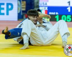 <strong>ジョン・ジェイン(アメリカ)<br>
JAYNE John</strong><br>
階級:90kg級 WR:32位<br>
27歳 1997/3/4<br>
組み手:左組み<br>
<br>
得意技:隅返、巴投<br>
使用技:右袖釣込腰、左外巻込、右一本背負投、左一本背負投、右内巻込、肩車、左釣込腰、左浮腰、左大腰、左小外刈<br>
<i class="fas fa-external-link-alt"></i> <u>続きを読む</u> ジョン・ジェイン(アメリカ) JAYNE John