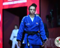 <strong>チェルシー・ジャイルス(イギリス)<br>
GILES Chelsie</strong><br>
階級:52kg級 WR:5位<br>
27歳 1997/1/25<br>
組み手:右組み<br>
<br>
得意技:右内股、右大内刈、寝技<br>
使用技:裏投、右大外刈、右大外巻込、右小内刈、右小外刈、右釣込腰、右体落、谷落、隅落、浮落、引込返、浮技、左内股、左大内刈<br>
寝技得意技術:三角絞、「横三角」、「ホイジンハロール」、「腕緘返し」<br>
<i class="fas fa-external-link-alt"></i> <u>続きを読む</u> チェルシー・ジャイルス(イギリス) GILES Chelsie