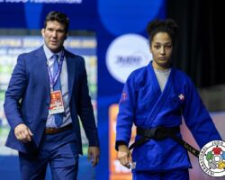 <strong>ビンタ・ンジャイ(スイス)<br>
NDIAYE Binta</strong><br>
階級:52kg級 WR:16位<br>
19歳 2004/10/4<br>
組み手:右組み<br>
<br>
得意技:右大内刈、大外返、寝技<br>
使用技:右大外刈、右小外刈、右小内刈、右内股、右体落、左袖釣込腰、左浮腰、支釣込足(釣り手側)、膝車(釣り手側)<br>
寝技得意技術:「国士舘返し」、「横返し」、腕挫十字固<br>
<i class="fas fa-external-link-alt"></i> <u>続きを読む</u> ビンタ・ンジャイ(スイス) NDIAYE Binta