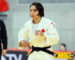 <strong>出口ケリー(カナダ)<br>
DEGUCHI Kelly</strong><br>
階級:52kg級 WR:34位<br>
25歳 1999/2/13<br>
組み手:右組み<br>
<br>
得意技:右大外刈、右大外落、右大内刈、寝技<br>
使用技:右小内刈、右内股、右足車<br>
寝技得意技術:袖車絞、「ローリング」<br>
<i class="fas fa-external-link-alt"></i> <u>続きを読む</u> 出口ケリー(カナダ) DEGUCHI Kelly