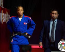 <strong>マイリン・デルトロ=カルバハル(キューバ)<br>
DEL TORO CARVAJAL Maylin</strong><br>
階級:63kg級 WR:21位<br>
29歳 1994/10/22<br>
組み手:右組み<br>
<br>
得意技:右釣込腰、右小外掛、谷落、隅落、寝技<br>
使用技:左釣込腰、左釣腰、左大腰、左浮腰、右一本背負投、右内股、右体落、右出足払、左出足払<br>
寝技得意技術:「春日ロック」、「横三角」<br>
<i class="fas fa-external-link-alt"></i> <u>続きを読む</u> マイリン・デルトロ=カルバハル(キューバ) DEL TORO CARVAJAL Maylin