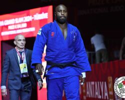 <strong>テディ・リネール(フランス)<br>
RINER Teddy</strong><br>
階級:100kg超級 WR:7位<br>
35歳 1989/4/7<br>
組み手:右組み<br>
<br>
得意技:右払腰、右払巻込、右大外刈、右大外巻込、右内股、浮技、引込返、隅返、隅落<br>
使用技:右大内刈、支釣込足(釣り手側)、膝車(釣り手側)、右小外刈<br>
寝技得意技術:「腰絞め」
<i class="fas fa-external-link-alt"></i> <u>続きを読む</u> テディ・リネール(フランス) RINER Teddy