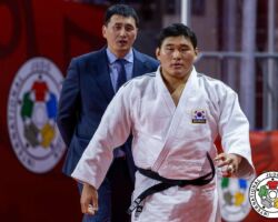 <strong>キム・ミンジョン(韓国)<br>
KIM Minjong</strong><br>
階級:100kg超級 WR:1位<br>
23歳 2000/9/1<br>
組み手:左組み<br>
<br>
得意技:左背負投、肩車、左小外刈<br>
使用技:右一本背負投、左一本背負投、左袖釣込腰、左内股、左大内刈、左小内刈、左小外掛、左大外刈、谷落
<i class="fas fa-external-link-alt"></i> <u>続きを読む</u> キム・ミンジョン(韓国) KIM Minjong