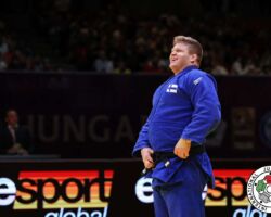 <strong>マルティ・プーマライネン(フィンランド)<br>
PUUMALAINEN Martti</strong><br>
階級:100kg超級 WR:10位<br>
27歳 1997/4/14<br>
組み手:右組み<br>
<br>
得意技:右背負投、左背負投、左袖釣込腰<br>
使用技:左一本背負投、右一本背負投、右外巻込、肩車、裏投、右内股。右小内刈、隅落、浮落
<i class="fas fa-external-link-alt"></i> <u>続きを読む</u> マルティ・プーマライネン(フィンランド) PUUMALAINEN Martti