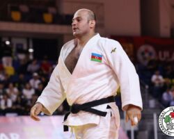 <strong>ウシャンギ・コカウリ(アゼルバイジャン)<br>
KOKAURI Ushangi</strong><br>
階級:100kg超級 WR:17位<br>
32歳 1992/1/10<br>
組み手:右組み<br>
<br>
得意技:右大内刈、右大外刈、右内股、谷落、裏投、右小外掛、左小外掛、寝技<br>
使用技:右払腰、右大外巻込、右払巻込、右外巻込、右内股巻込、<br>
寝技得意技術:「元谷返し」
<i class="fas fa-external-link-alt"></i> <u>続きを読む</u> ウシャンギ・コカウリ(アゼルバイジャン) KOKAURI Ushangi