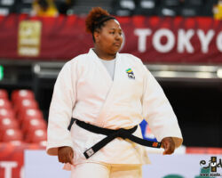 <strong>ベアトリス・ソウザ(ブラジル)<br>
SOUZA Beatriz</strong><br>
階級:78kg超級 WR:5位<br>
26歳 1998/5/20<br>
組み手:右組み<br>
<br>
得意技:右払腰、右大外刈<br>
使用技:右払巻込、右大外巻込、右大外落、右大内刈、右小外刈、右小外掛、右出足払、右内股、谷落<br>
<i class="fas fa-external-link-alt"></i> <u>続きを読む</u> ベアトリス・ソウザ(ブラジル) SOUZA Beatriz