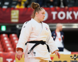 <strong>マリト・カンプス(オランダ)<br>
KAMPS Marit</strong><br>
階級:78kg超級 WR:16位<br>
23歳 2001/3/4<br>
組み手:右組み<br>
<br>
得意技:右体落、右大内刈<br>
使用技:右内股、隅落、浮落<br>
<i class="fas fa-external-link-alt"></i> <u>続きを読む</u> マリト・カンプス(オランダ) KAMPS Marit