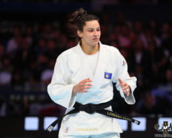<strong>ロリアナ・クカ(コソボ)<br>
KUKA Loriana</strong><br>
階級:78kg級 WR:位<br>
27歳 1997/4/5<br>
組み手:左組み<br>
<br>
得意技:左内股、左釣込腰、左小外刈、寝技<br>
使用技:左釣腰、左大外刈、左小内刈、左外巻込、浮落、隅落、左袖釣込腰<br>
寝技得意技術:腕挫十字固、「横三角」<br>
<i class="fas fa-external-link-alt"></i> <u>続きを読む</u> ロリアナ・クカ(コソボ) KUKA Loriana